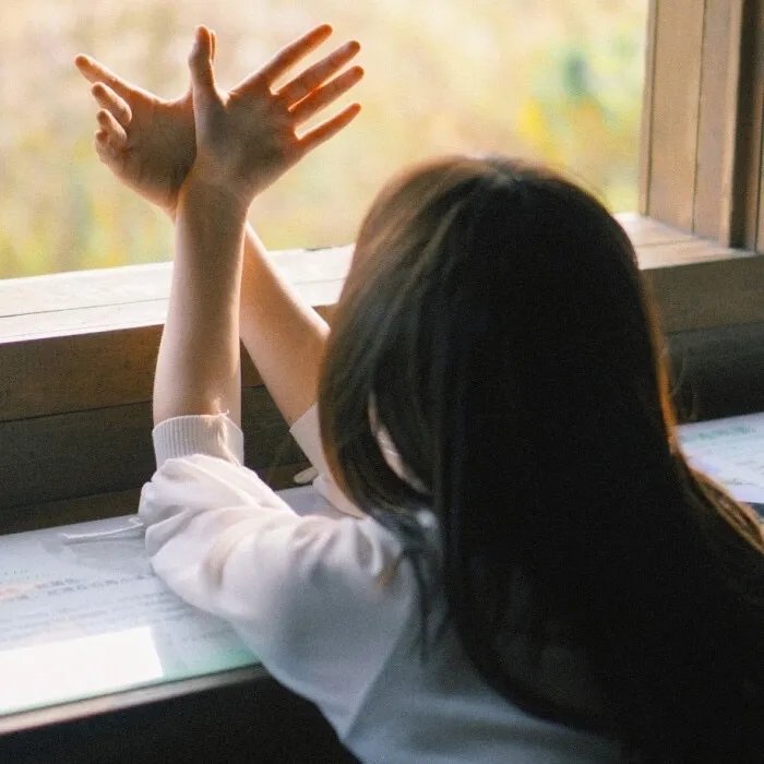 千骗万话$拨云见日